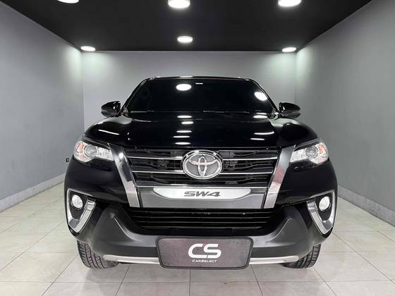 TOYOTA HILUX SW4 2.7 SRV 7 LUGARES 4X2 16V FLEX 4P AUTOMÁTICO